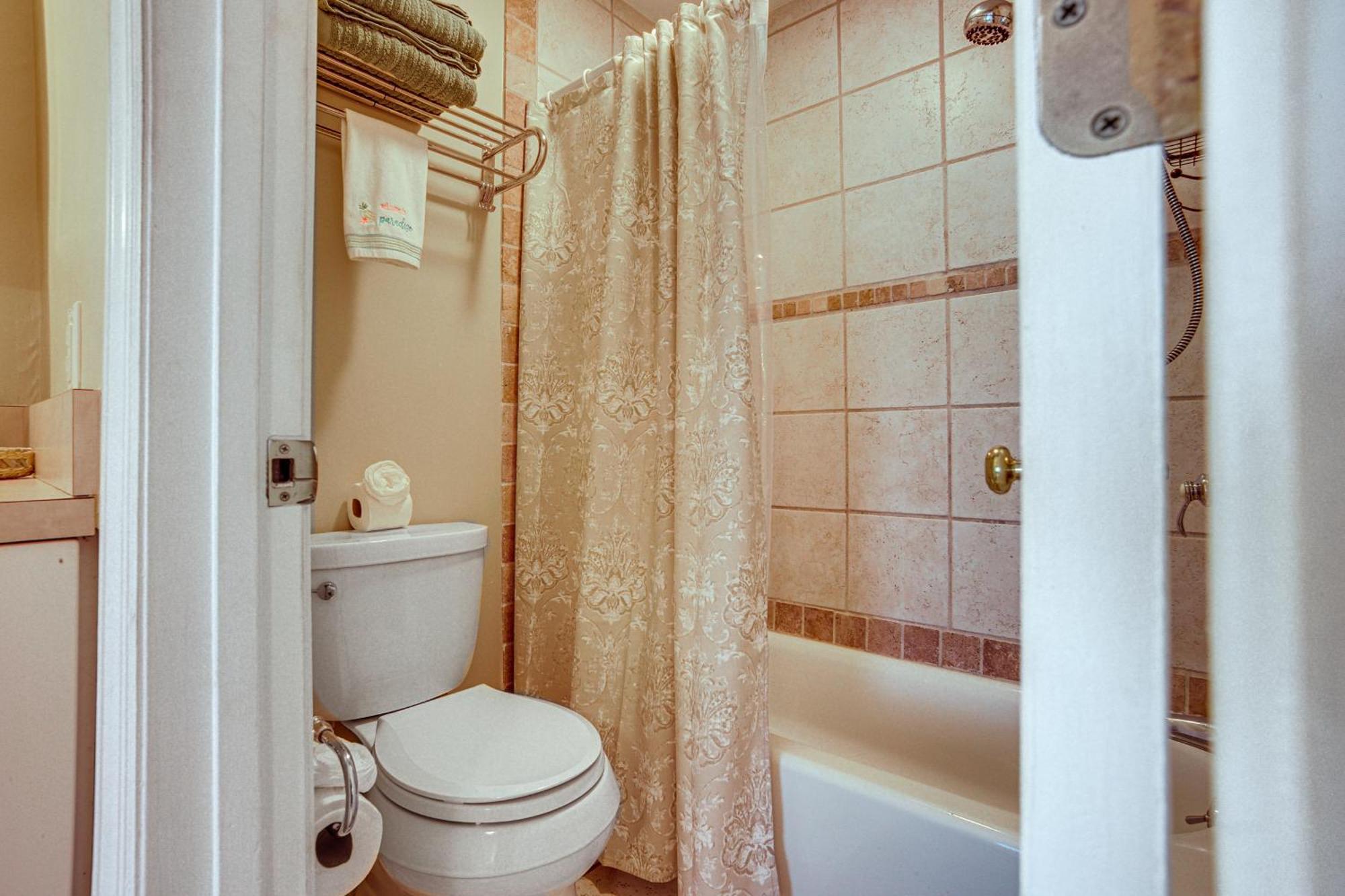 Harbor Island Condo With Deck - Steps To Beach! Oceanmarsh Subdivision Eksteriør billede